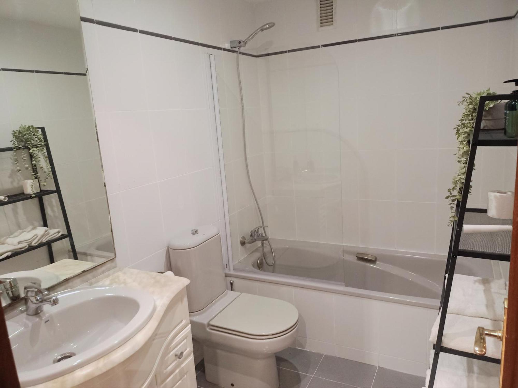 Apartamento Entre Estaciones Apartment Oviedo Exterior photo
